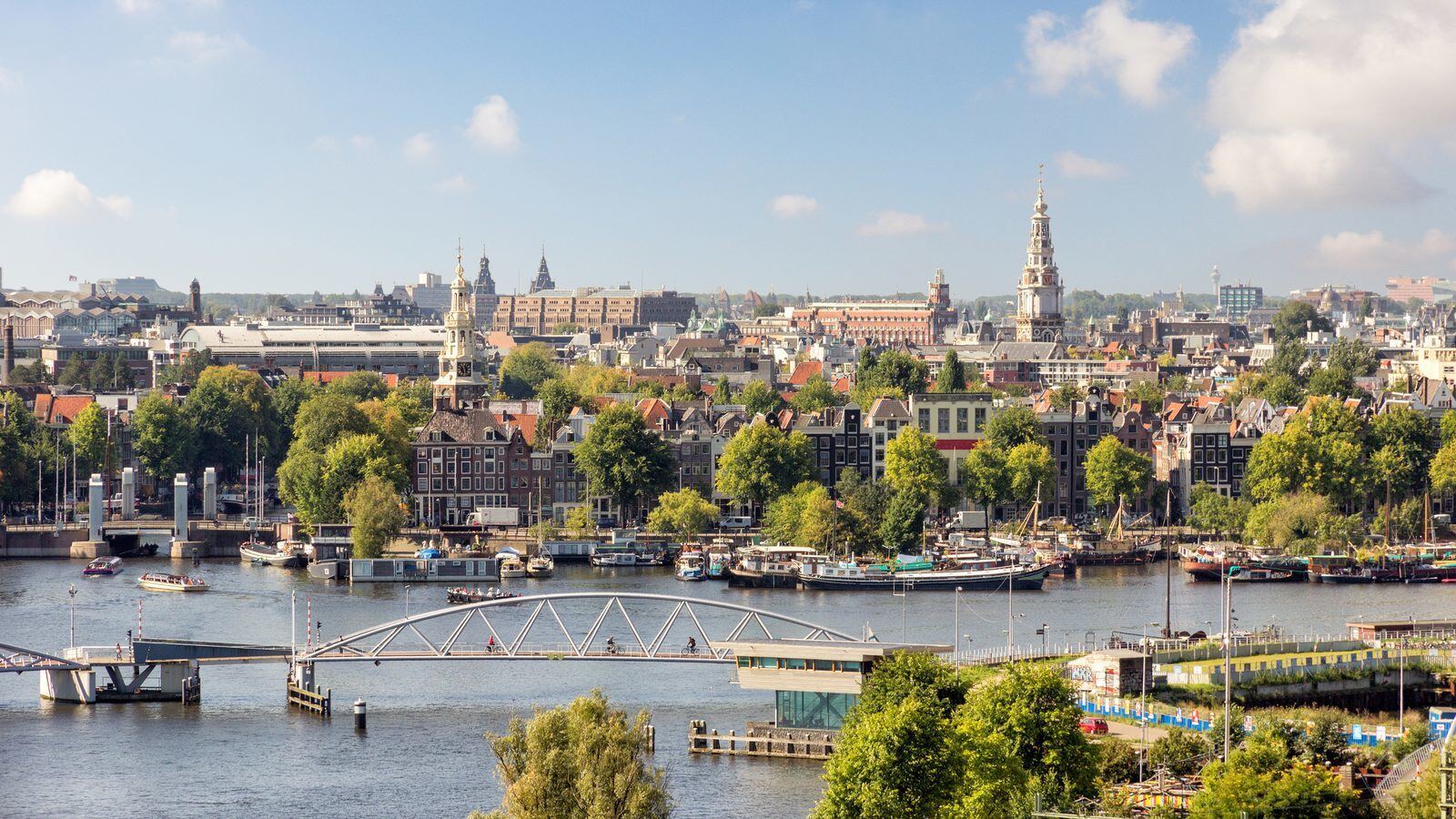 Netherlands increasingly popular ten million tourists in the Netherlands this summer.